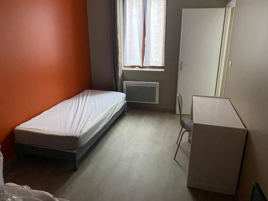 Appartement 4 - Hyper Centre - 1 A 4 Personnes Douai Extérieur photo